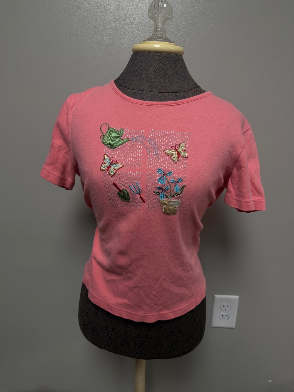 Women’s Pink Short Sleeve Garden Embroidered Tee